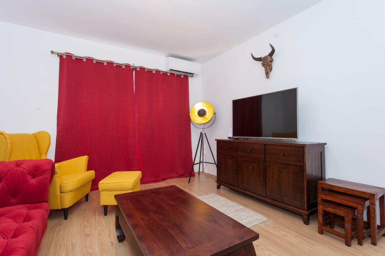 Vintage Apartamento Duće Exterior foto